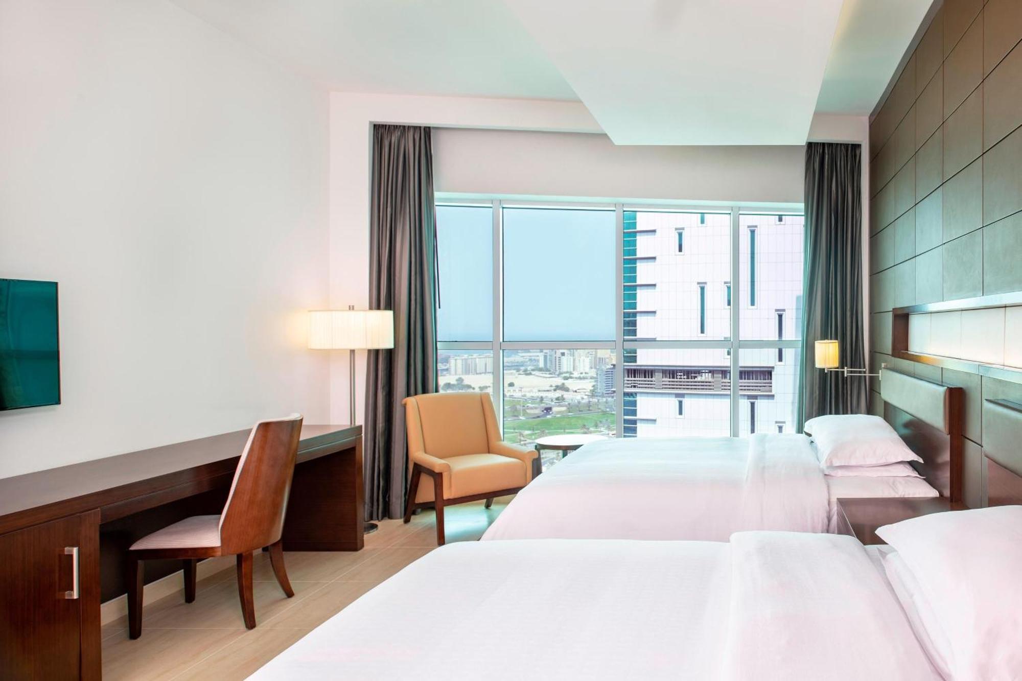 Four Points By Sheraton Sharjah Buitenkant foto